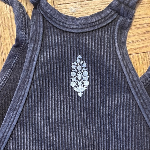 NWOT Free People Happiness Runs Long Crop Top Washed Black Size XS/S $40 - Picture 6 of 10